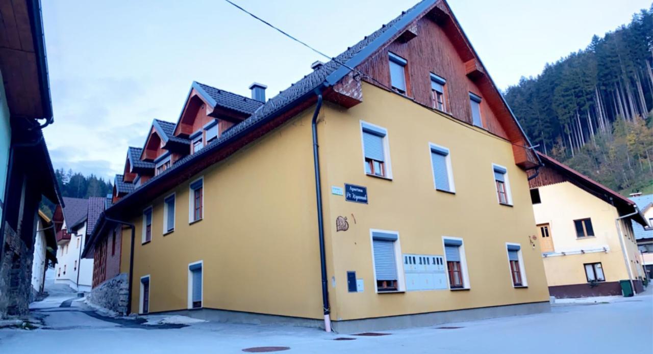 Apartmaji Pr' Kopavank Rateče Exteriör bild